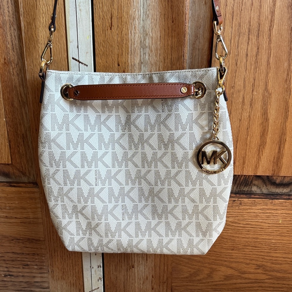Michael Kors Beige and Tan Shoulder Bag/Crossbody Bag